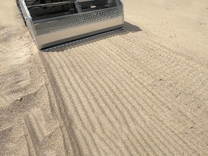 Robot Pembersih Pantai